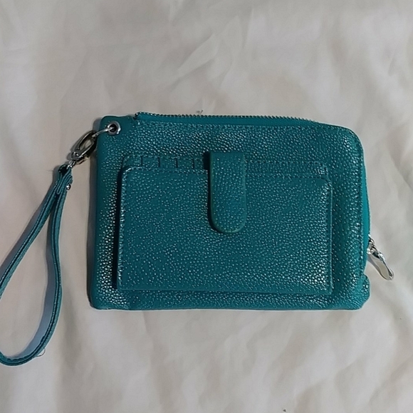 Mobility smartphone wristlet - Picture 2 of 4